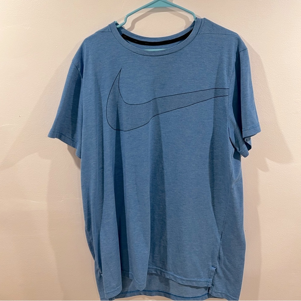 Nike Swoosh T shirt